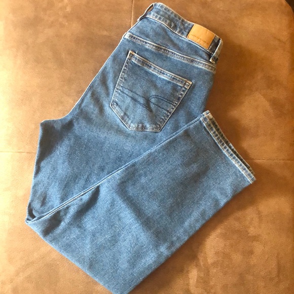 American Eagle Outfitters Denim - AEO Mom Jean- Size 10 Regular- worn then washed once, like new!